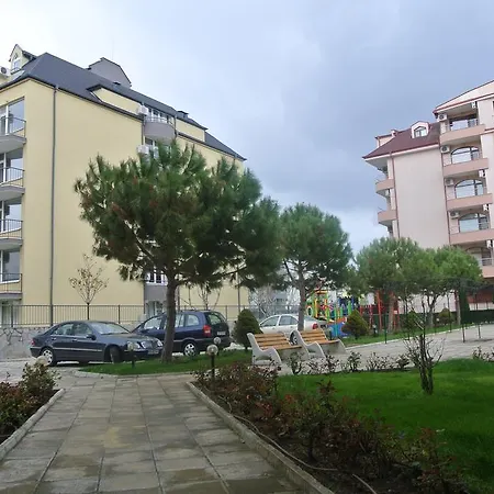Rose Self Catering Sunny Beach