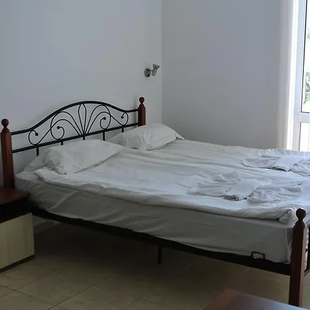 Rose Self Catering * Sunny Beach
